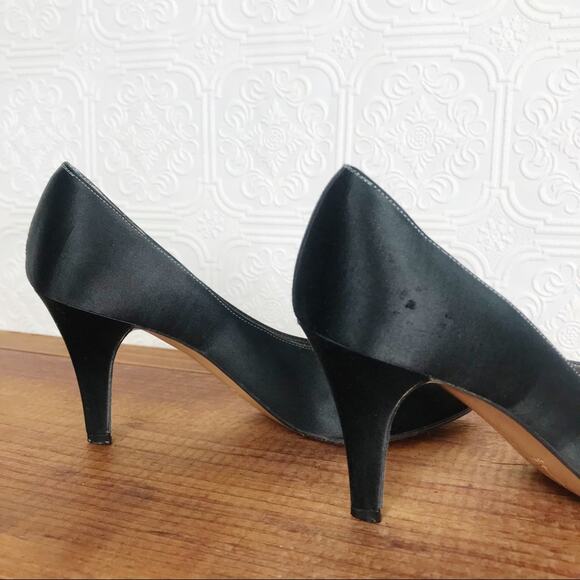 YVES SAINT LAURENT Vintage 90s Satin Stiletto Pumps - Picture 2 of 12